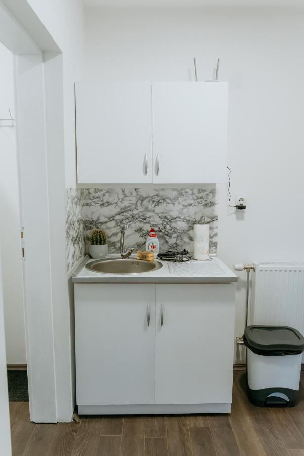 Rent A Room Aleksic วาลเยโว ภายนอก รูปภาพ