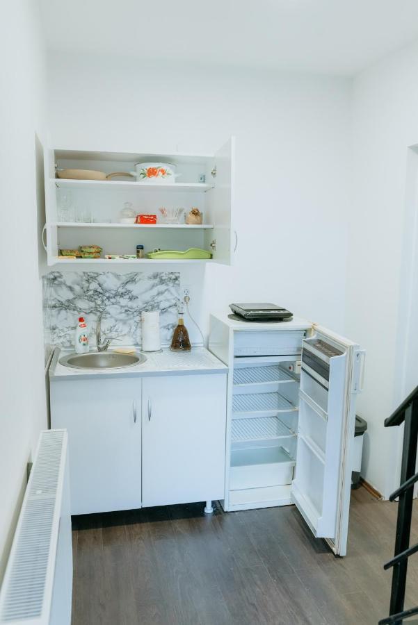 Rent A Room Aleksic วาลเยโว ภายนอก รูปภาพ