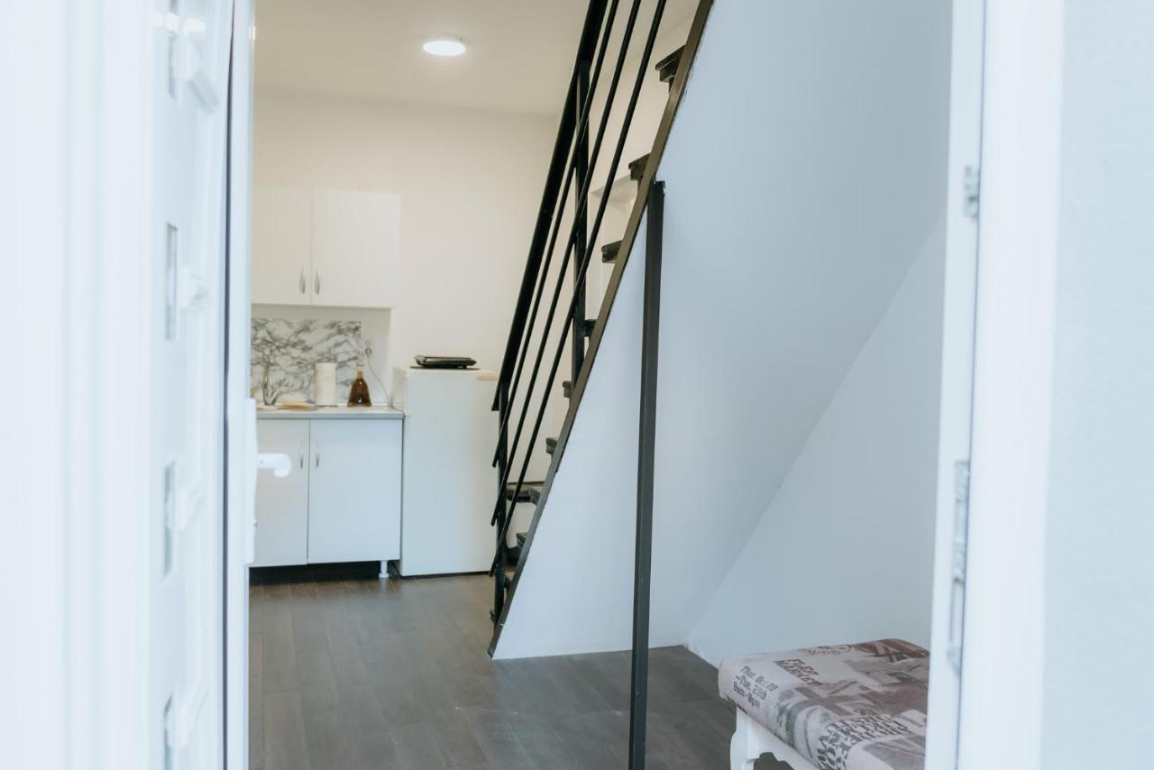 Rent A Room Aleksic วาลเยโว ภายนอก รูปภาพ