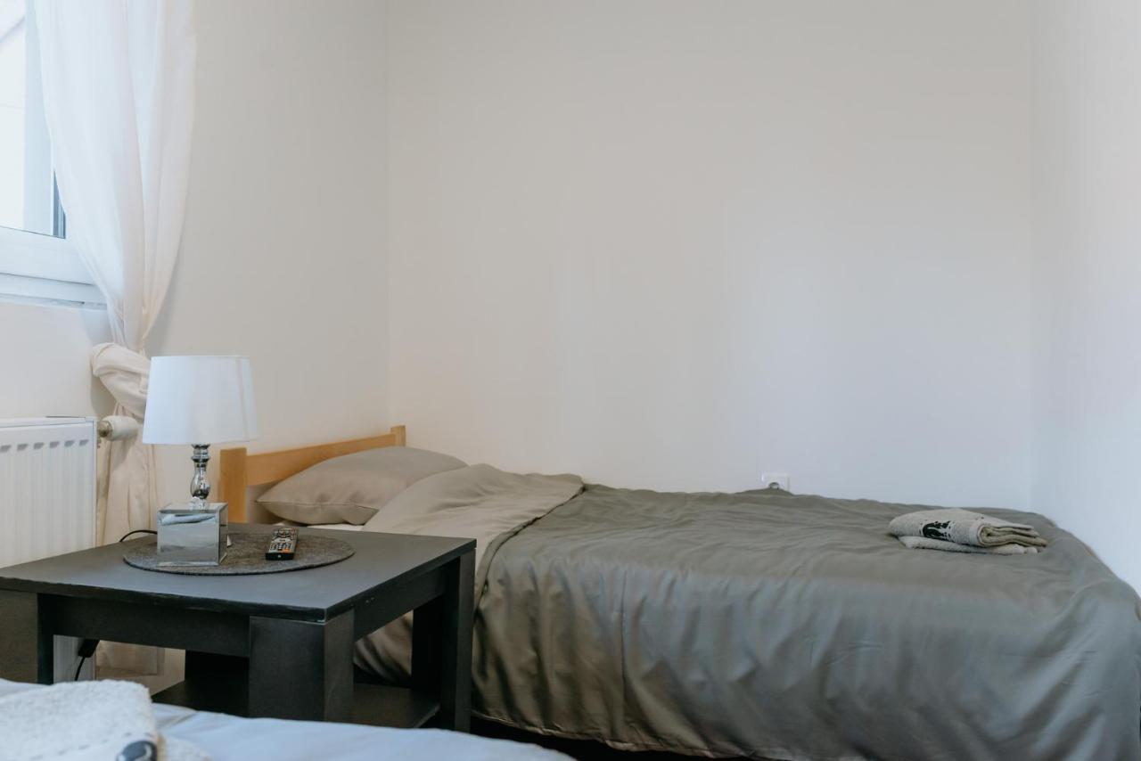 Rent A Room Aleksic วาลเยโว ภายนอก รูปภาพ
