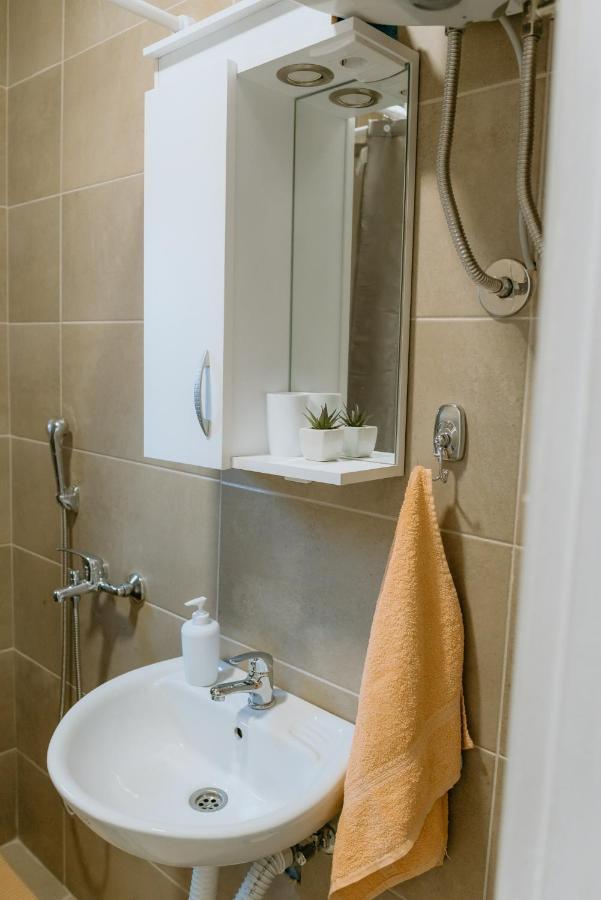 Rent A Room Aleksic วาลเยโว ภายนอก รูปภาพ