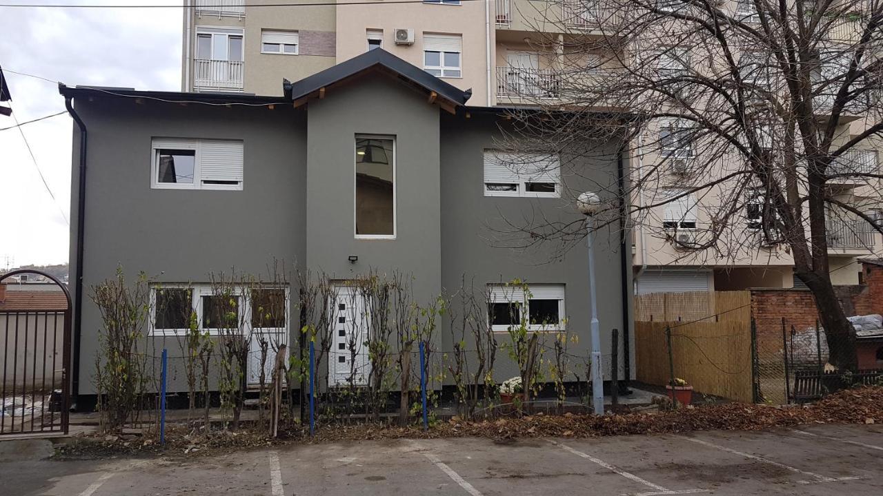 Rent A Room Aleksic วาลเยโว ภายนอก รูปภาพ