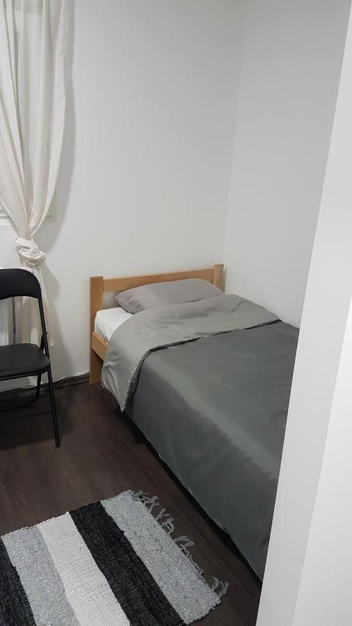 Rent A Room Aleksic วาลเยโว ภายนอก รูปภาพ